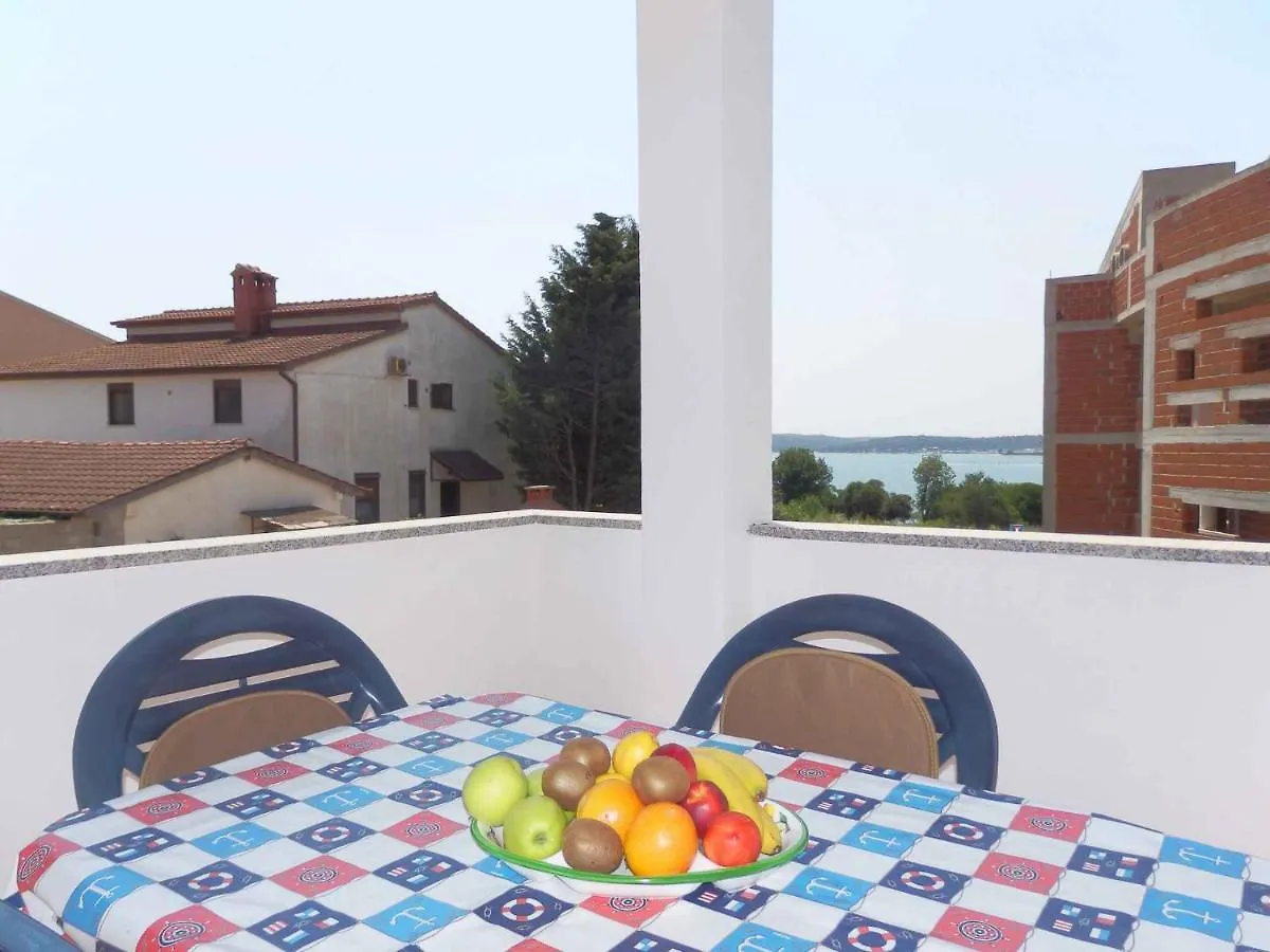 Apartment In Medulin/Istrien 9075